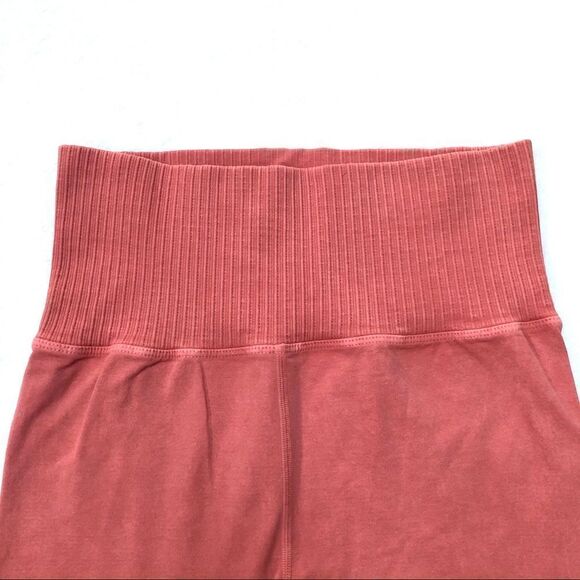 Free People Movement High Rise Good Karma Leggings Pomelo Size M/L - Picture 7 of 11